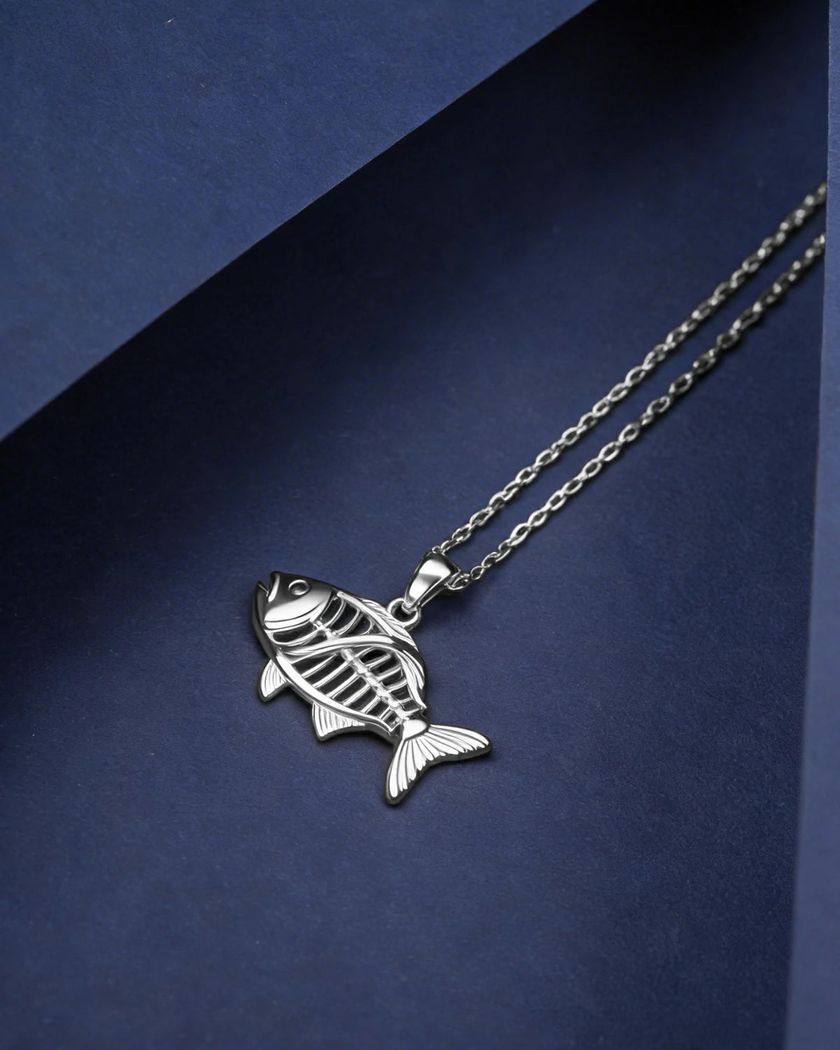 Fish bone Pendant
DNA Pendant
925 Silver Pendant
Gene Jewelry
Evolution Jewelry
Fish bone Gene
Statement Necklace
Silver Necklace
Symbolic Pendant
Unique DNA Jewelry
