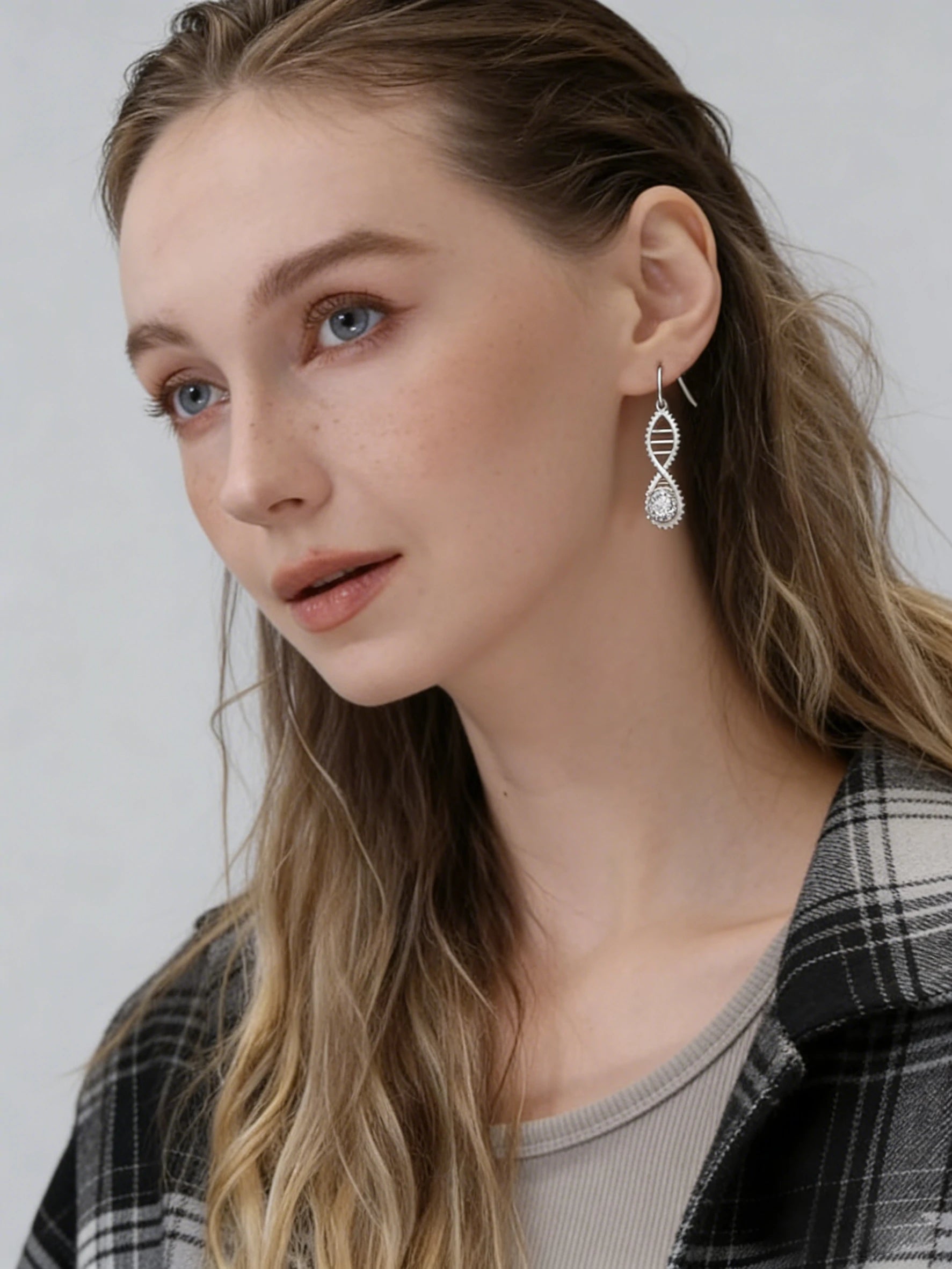 Gear Earrings
DNA Earrings
925 Silver Earrings
Industrial Style Jewelry
Tooth Sequence Gene
Gene Jewelry
Statement Earrings
Unique Earring Design
Unique Jewelry Find
Gift For Her