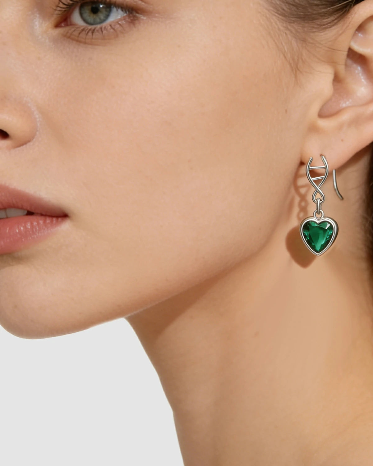Unique Design Heart Gene Drop Earrings
One-of-a-Kind Emerald Heart DNA Earrings
Luxury Gentle Gene Earrings
Life Code Heart Earrings
Heart Trace Gene DNA Drop Earrings
Emerald Heart Drop Earrings
Double Helix Heart Drop Earrings
Designer Heart Trace Gene Earrings
Daily Wear Heart DNA Drop Earrings
