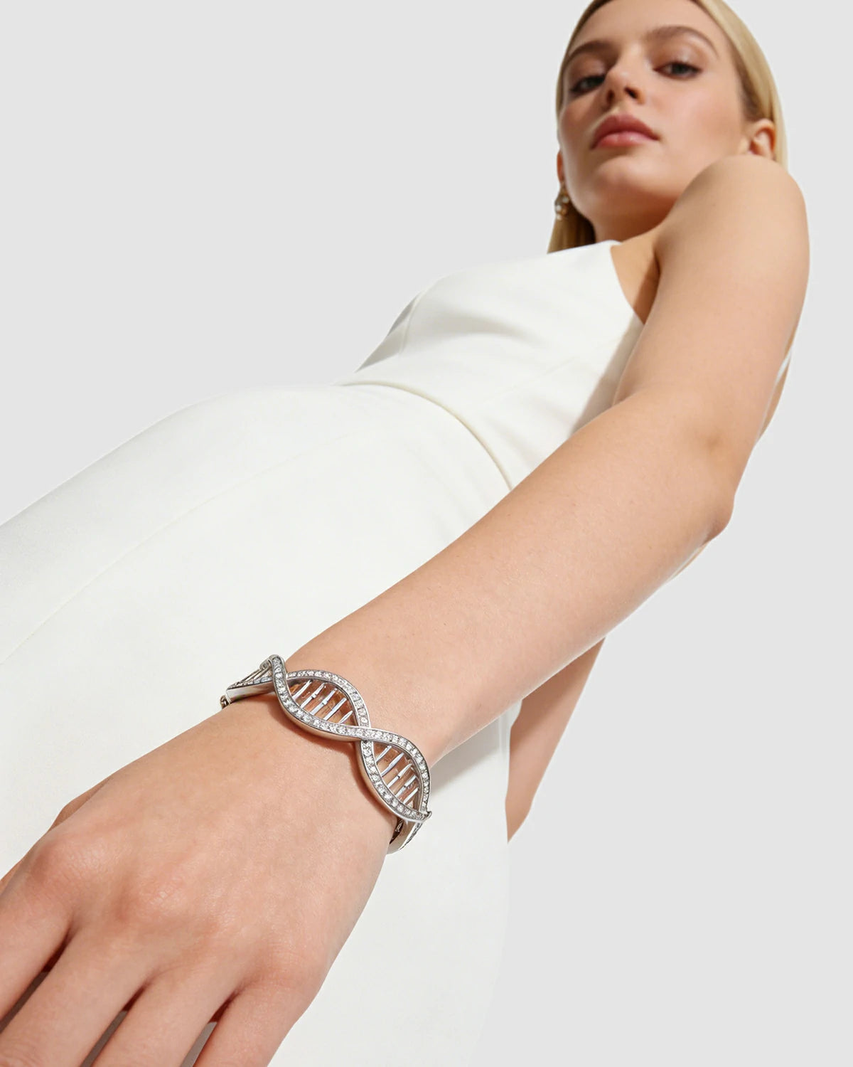 Star-Wrapped Gene DNA Bracelet
Full-Diamond DNA Gold Bracelet
Life Code Full-Diamond Bracelet
Unique Design Star-Wrapped Gene Bracelet
Star Orbit DNA Gold Bracelet
Luxury Brilliant Gene Bracelet
One-of-a-Kind Full-Diamond DNA Bracelet
Designer Star-Wrapped Gene Bracelet
Daily Wear Starlight DNA Bracelet