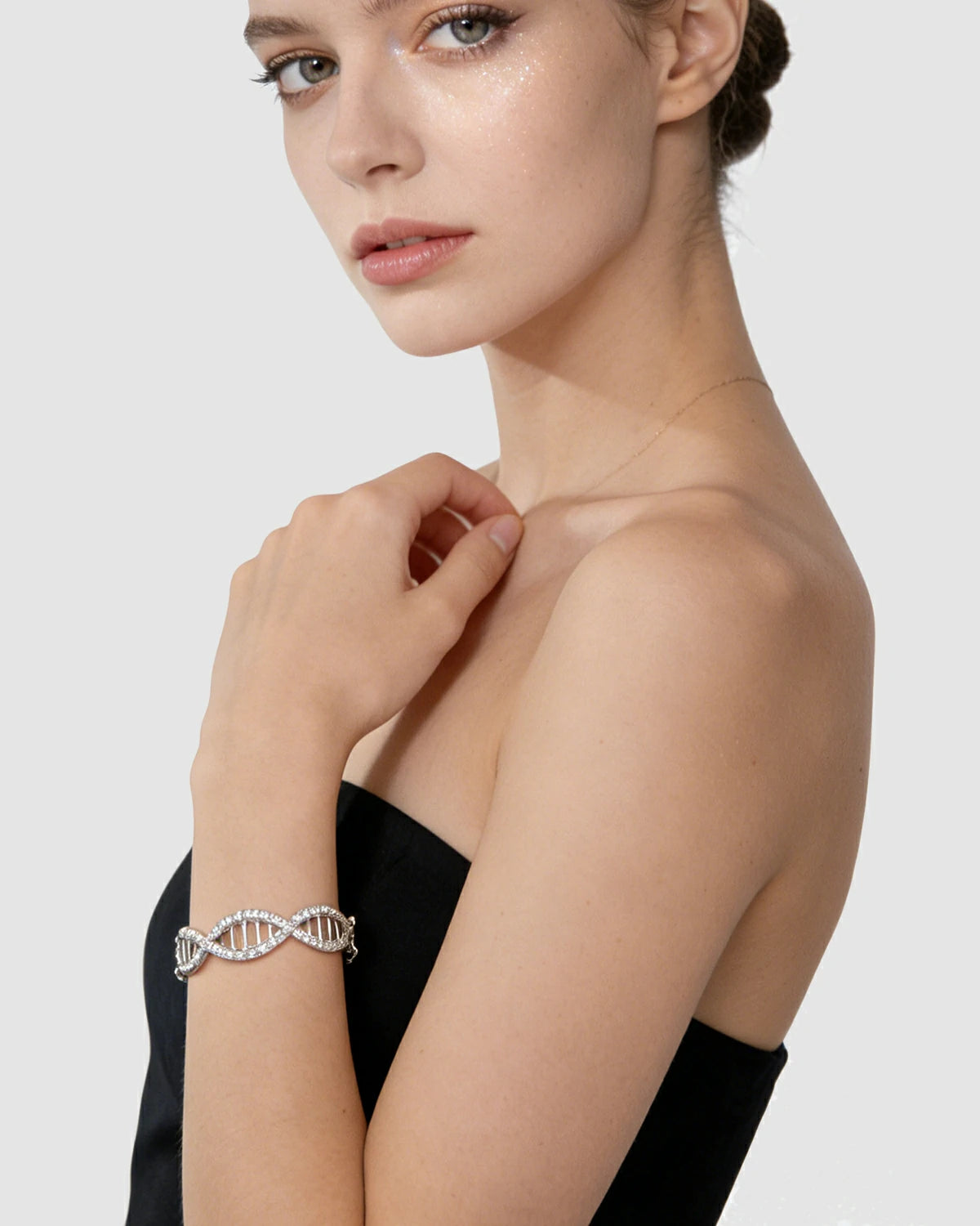 Gene Helix Diamond Bangle
Stardust Paved Diamond Bangle
Unique Design Luxury Bangle
Life Code Jewelry
Light Luxury Diamond Bracelet
One-of-a-Kind DNA Chain Bangle
Elegant Daily Wear Bangle
Designer Gold Diamond Bangle
Personalized Life Symbol Jewelry
