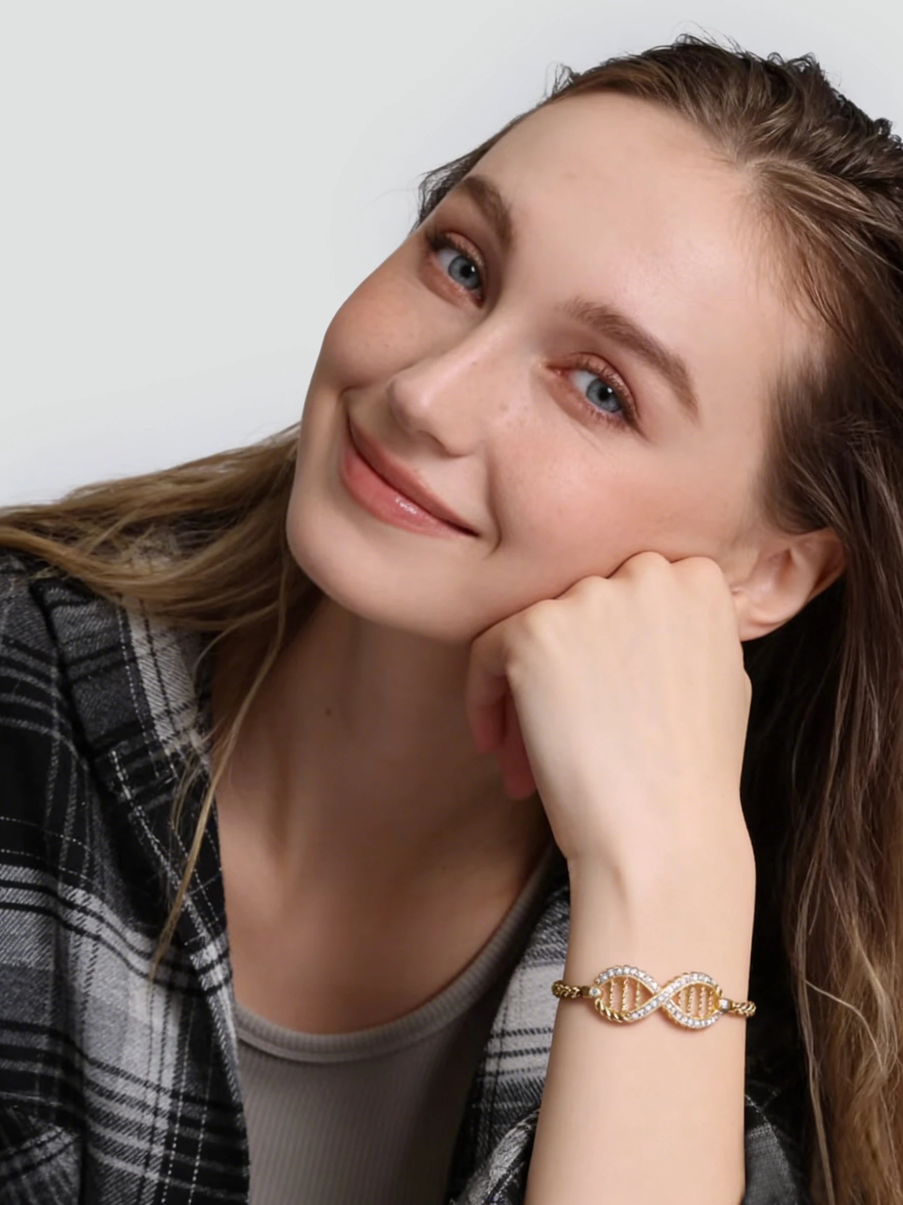 Infinity Bracelet
DNA Bracelet
925 Silver Bracelet
Rope Chain Bracelet
Twisted Gold Bracelet
Gene Jewelry
Infinity Symbol Jewelry
Everyday Luxury
Wearable Art
Meaningful jewelry