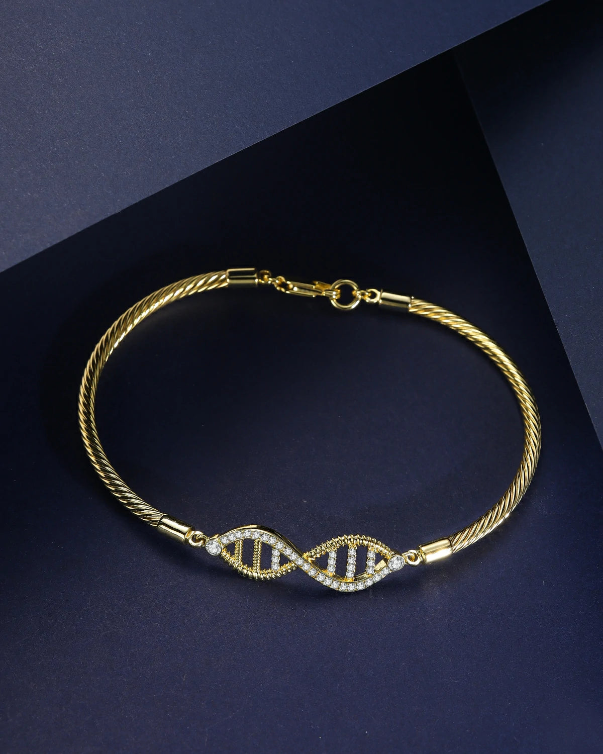Gold Chain Bracelet
DNA Bracelet 
925 Silver Bracelet 
Twisted Chain Bracelet
Gene Jewelry
Everyday Elegance
Minimalist Bracelet
Genetic Code Jewelry
Unique Design Luxury Bangle
Elegant Daily Wear Bangle 