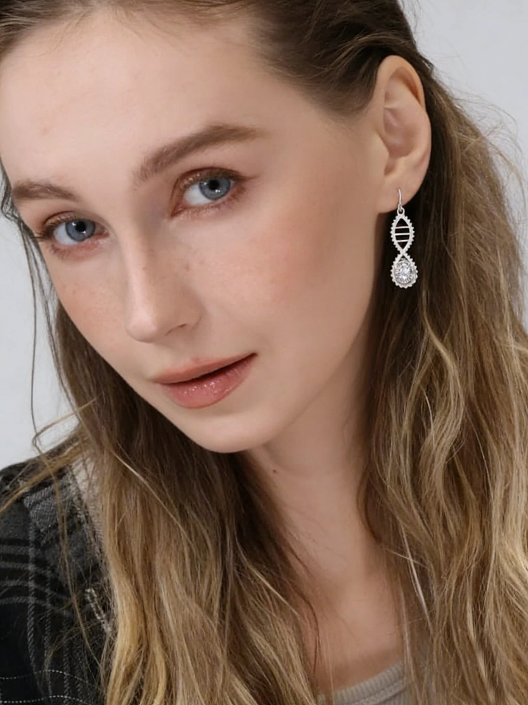 Gear Earrings 
DNA Earrings
925 Silver Earrings 
Industrial Style Jewelry
Tooth Sequence Gene
Gene Jewelry
Statement Earrings
Unique Earring Design
Unique Jewelry Find
Gift For Her