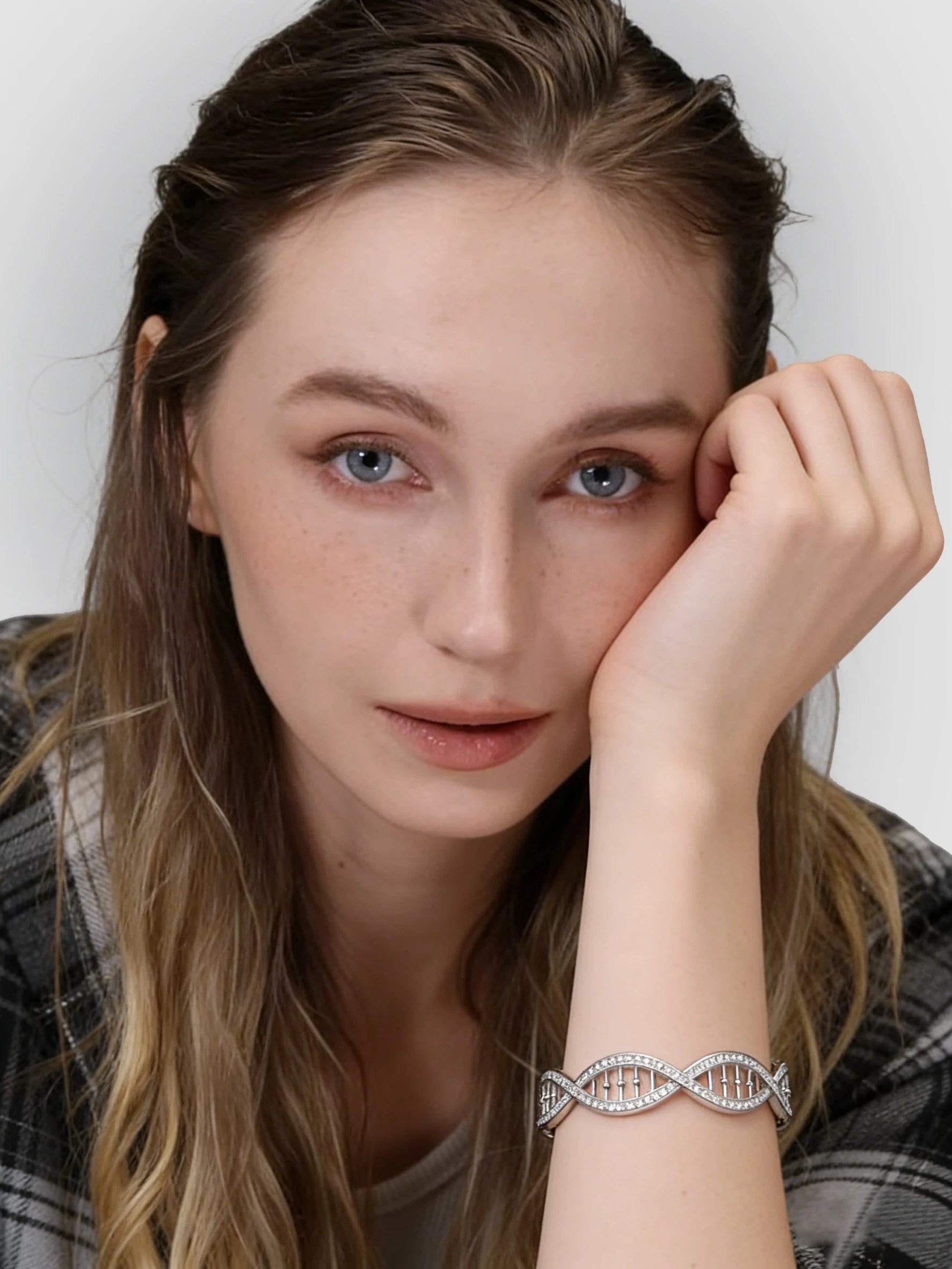 DNA Bangle
Gold Spiral Bangle
925 Silver Bangle
Spiral Bangle
Gene Jewelry
Statement Bangle
Everyday Elegance 
Unique Bangle Design
Gift For Her
Modern jewelry